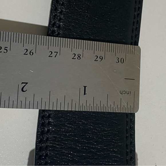 Anne Fontaine Elegant Black Leather Belt